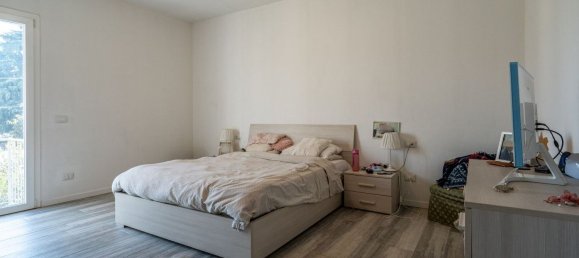 5 rooms Duplex in Vicenza, Italy No. 54712 30