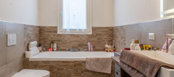 5 rooms Duplex in Vicenza, Italy No. 54712 16