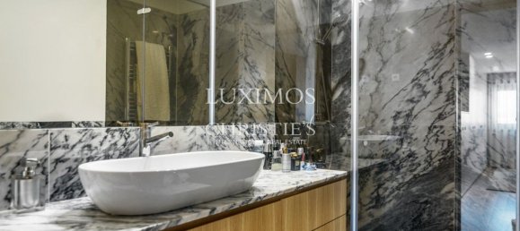 3 غرف نوم منزل في Porto, Portugal رقم 29094 12