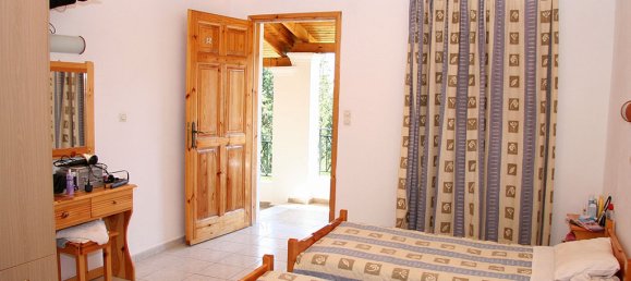 740m² Townhouse in Corfu, Greece No. 6225 11