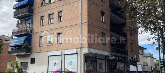 5 rooms Apartment in Reggio Emilia, Italy No. 96594 11