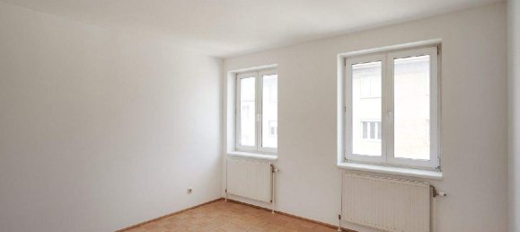 2 rooms Apartment in Favoriten, Austria No. 129918 4