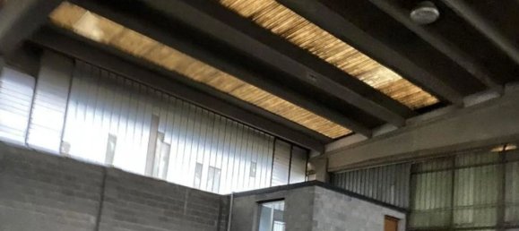 Lagerhaus in Magenta, Italy 2375m², Nr. 72834 3