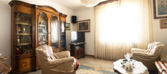 4 rooms Apartment in Alba Adriatica, Italy No. 288207 2