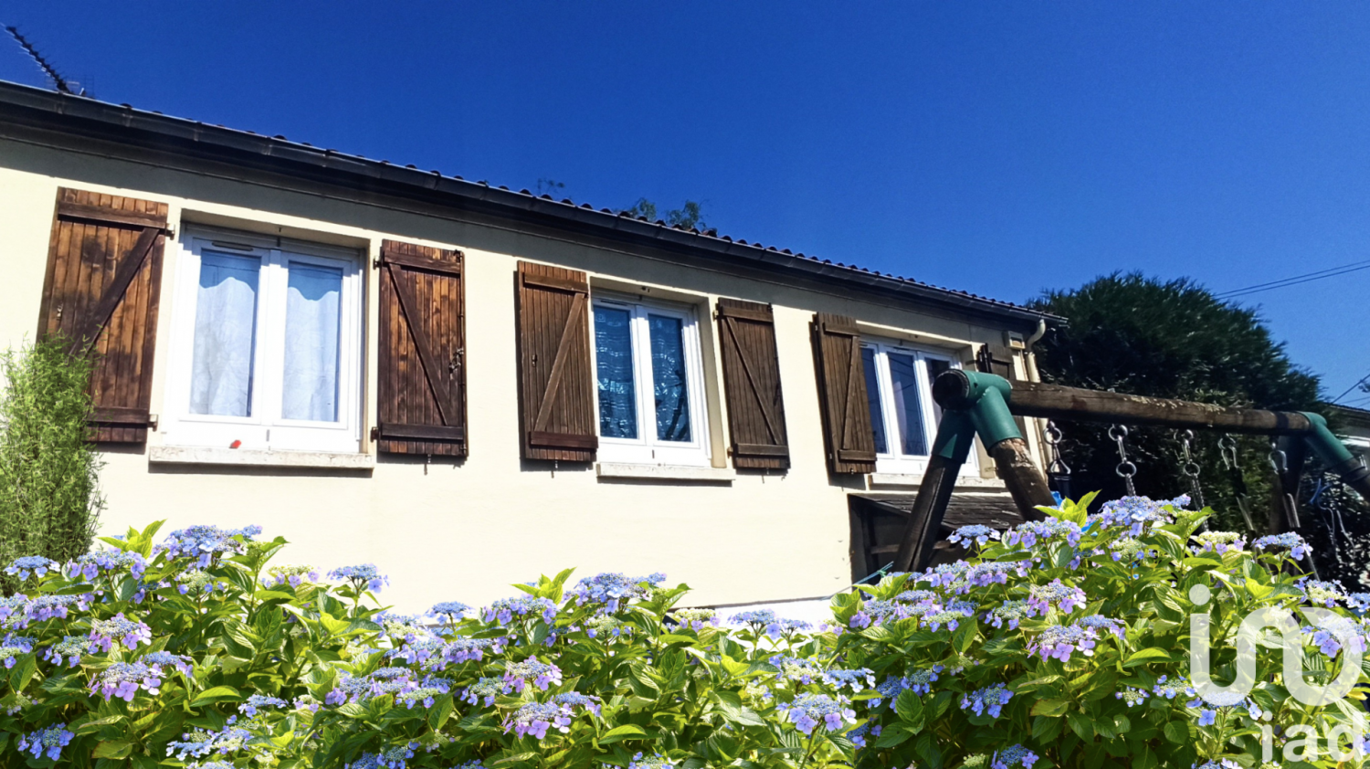 3 bedrooms House in Saint-Etienne-du-Rouvray, France No. 321501