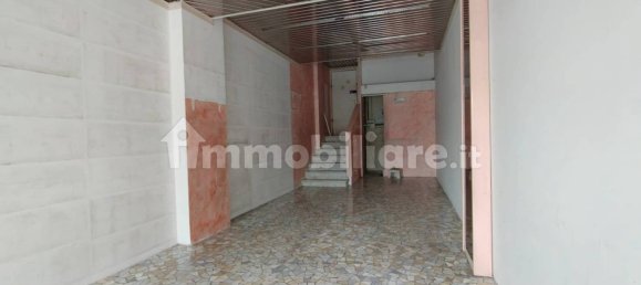 Propiedad comercial de 1 habitación en Gallarate, Italy No. 85667 2