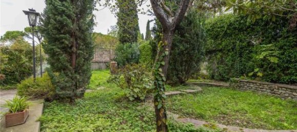 Apartamento de 4 dormitorios en Florence, Italy No. 154699 27