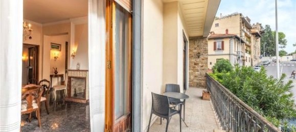 Apartamento de 4 dormitorios en Florence, Italy No. 154699 9