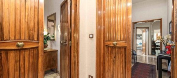 Apartamento de 4 dormitorios en Florence, Italy No. 154699 17