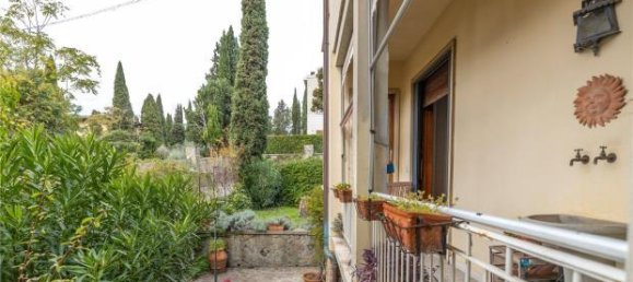 Apartamento de 4 dormitorios en Florence, Italy No. 154699 25