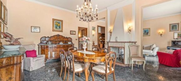 Apartamento de 4 dormitorios en Florence, Italy No. 154699 3