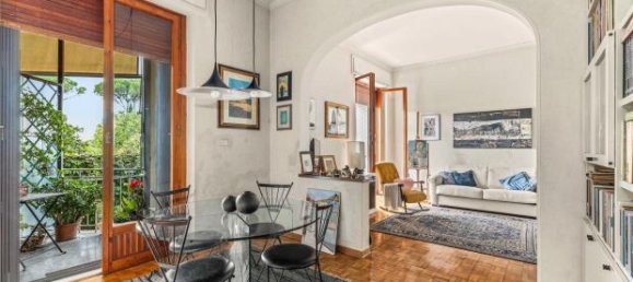 Apartamento de 4 dormitorios en Florence, Italy No. 154699 18