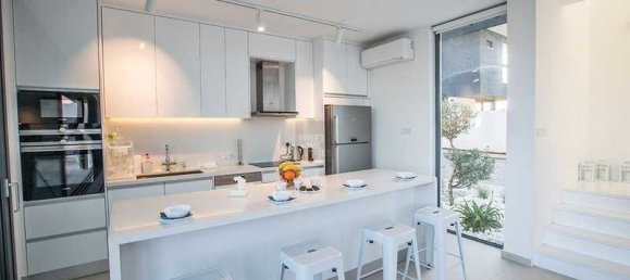 Imóvel comercial T3 em Paralimni, Cyprus N.º 80656 2