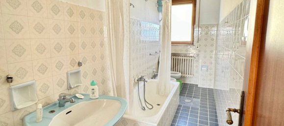 4 rooms Apartment in Triggiano, Italy No. 24127 14