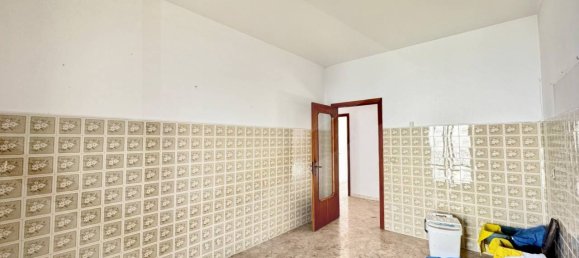 4 rooms Apartment in Triggiano, Italy No. 24127 42