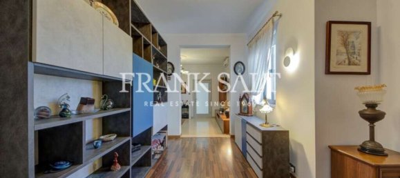 3 bedrooms Penthouse in Marsaskala, Malta No. 111 11