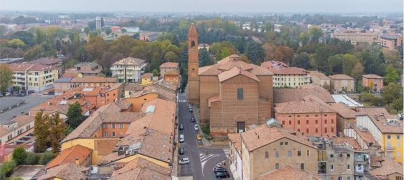 5 rooms Apartment in Carpi, Italy No. 25483 5