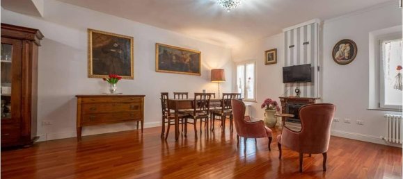 5 rooms Apartment in Carpi, Italy No. 25483 9