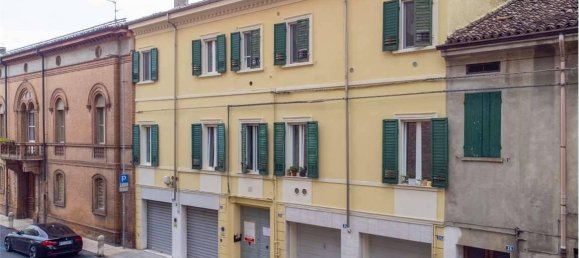 5 rooms Apartment in Carpi, Italy No. 25483 8