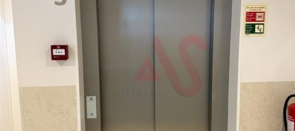 Квартира с 3 спальнями в Авейру, Португалия № 125053 7