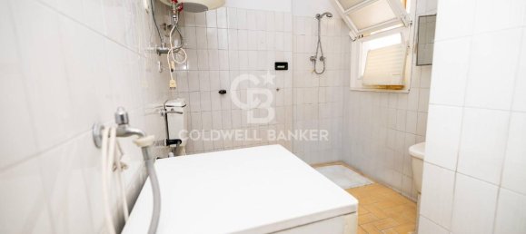 10-salle Appartement à Ragusa, Italy No. 39419 33