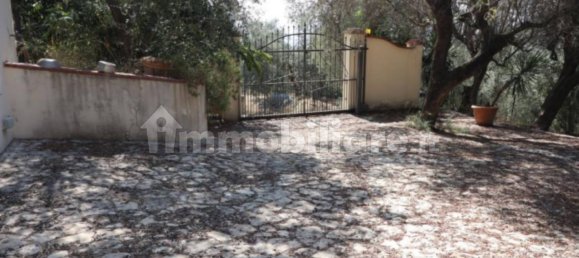 2 bedrooms House in Imperia, Italy No. 196672 8