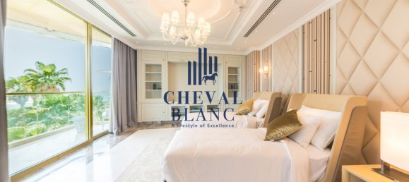 7 bedrooms Villa in The World Islands, UAE No. 6736 16