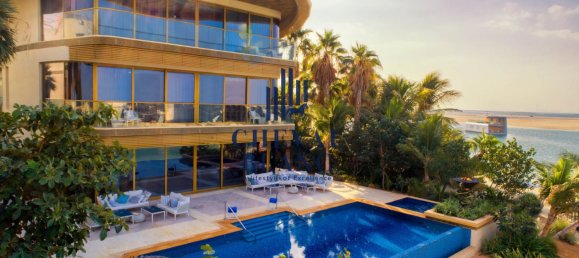 7 bedrooms Villa in The World Islands, UAE No. 6736 3