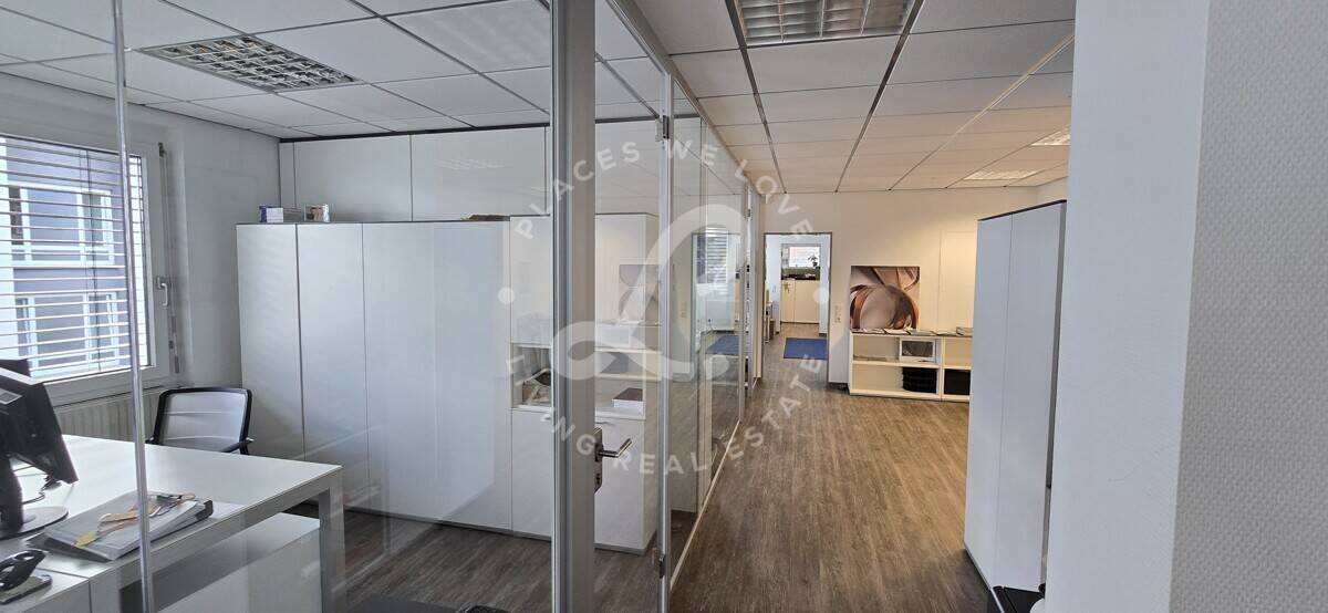 Escritório em Offenbach, Germany 272 m² N.º 284282
