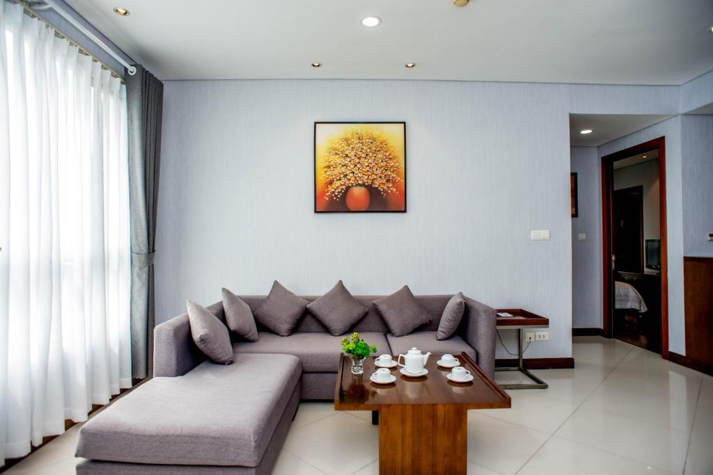 2 bedrooms Apartment for rent in District 1, Ho Chi Minh, Vietnam № 13847