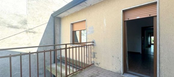 6 bedrooms House in San Bonifacio, Italy No. 369996 8