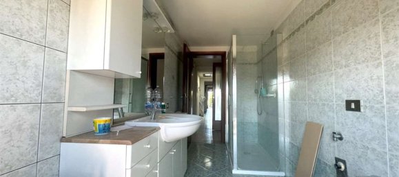 6 bedrooms House in San Bonifacio, Italy No. 369996 12