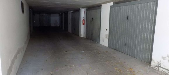 40m² Garage in Grottammare, Italy No. 92691 2