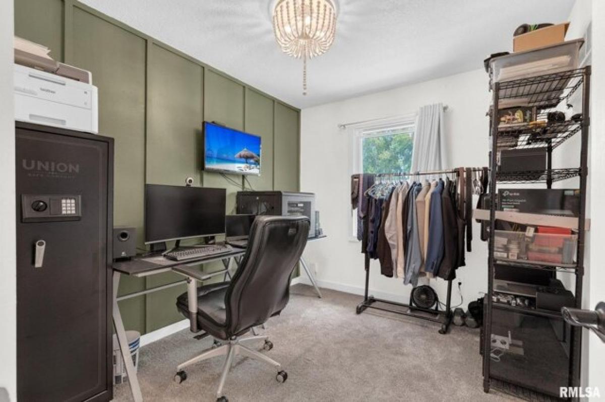 5 bedrooms House in Bettendorf, USA No. 397160