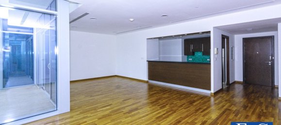 Квартира с 2 спальнями в BURJ DAMAN, DIFC, ОАЭ № 57862 3