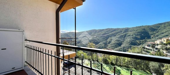 2غرفة شقة في Pietrabruna, Italy رقم 174198 6