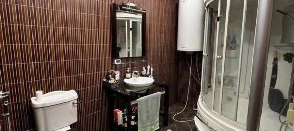 3 bedrooms Apartment in Yasamal, Azerbaijan No. 2055 10