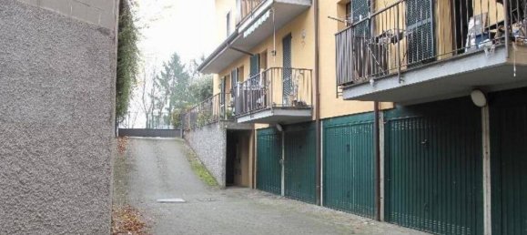 2 bedrooms Apartment in Marcallo con Casone, Italy No. 282594 8