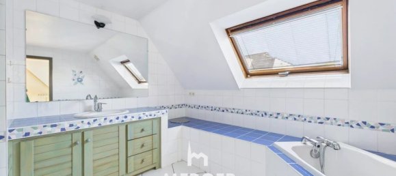 Casa de 6 dormitorios en Mittelhausbergen, France No. 292909 9