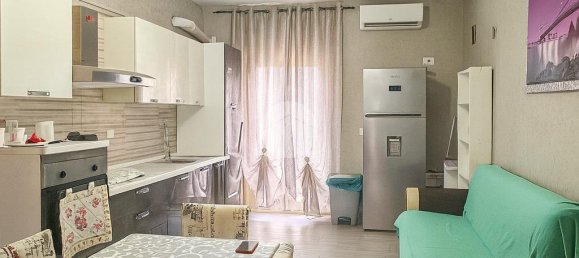 Apartamento de 2 dormitorios en Foggia, Italy No. 340437 2