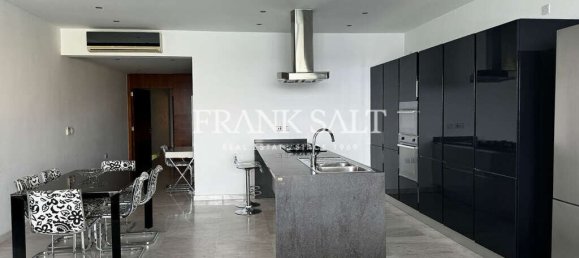 2 bedrooms Apartment in Saint Julian's, Malta No. 6649 3