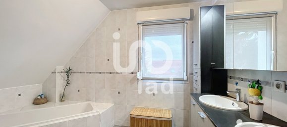 Casa de 4 dormitorios en Reutenbourg, France No. 47400 10