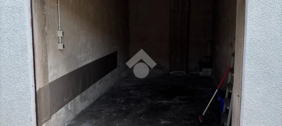 3غرفة شقة في Varallo Pombia, Italy رقم 281188 22