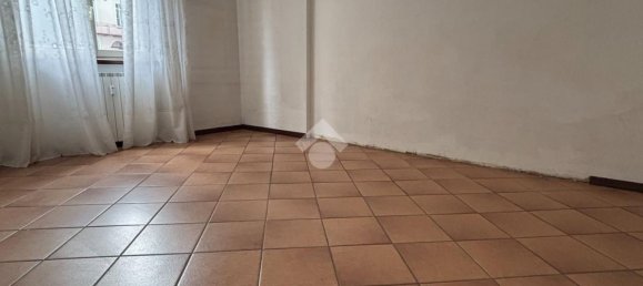 3غرفة شقة في Varallo Pombia, Italy رقم 281188 19