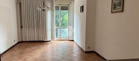 3غرفة شقة في Varallo Pombia, Italy رقم 281188 11