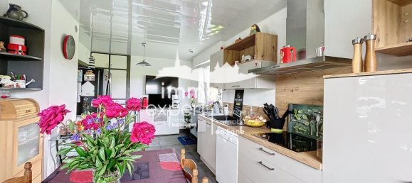 Дом с 2 спальнями в Юзмен, Франция № 61640 10