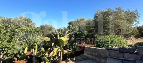 Terreno en Ostuni, Italy 2000 m² No. 343603 2