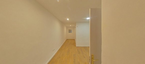 1 bedroom Apartment in Ciutat Vella, Spain No. 147916 42