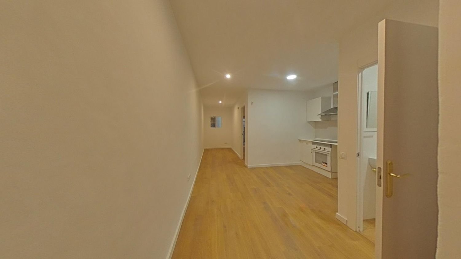 1 bedroom Apartment in Ciutat Vella, Spain No. 147916