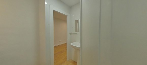 1 bedroom Apartment in Ciutat Vella, Spain No. 147916 7